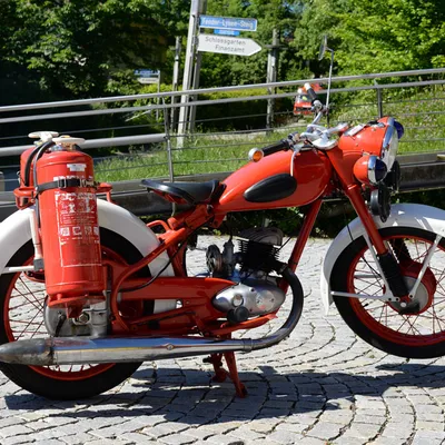 Melde-Motorrad
